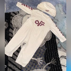 Off-White Set